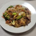 Best Beef Lo Mein in St Joseph, MI